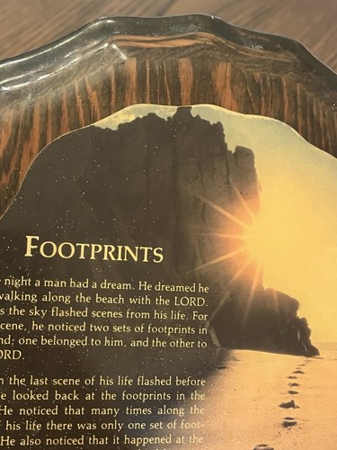 Vintage Footprint Poem on Tree Trunk Log Slice Wood Decor Wall Artwork 10”x6.5” - Picture 5 of 12