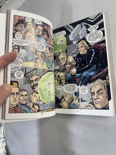 Aliens Omnibus Volume 5 Graphic Novel Dark Horse 2008 Sci-Fi - Imagen 4 de 5