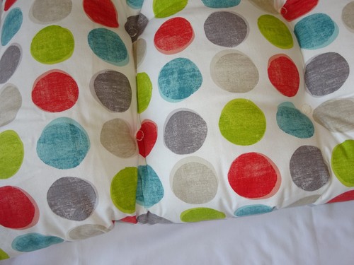 2-3 Seat Bench/Seat Pad/Cushion Modern Colours, Big Spots - Picture 2 of 3