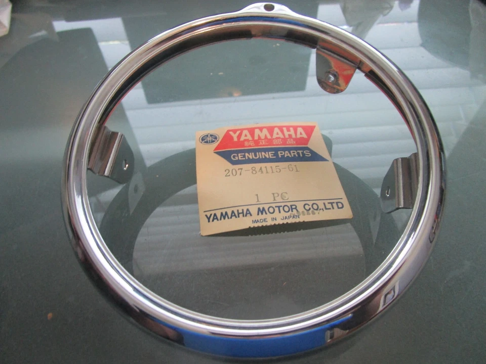 Nos YAMAHA YG5T G6S G7S OEM FARO CABEZA LUZ LLANTA 207-84115-01 Foto 3 de 4