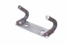 JAGUAR E-TYPE S3 EXHAUST CENTRE SILENCER MOUNTING ATTACHMENT HOOK C33613SS