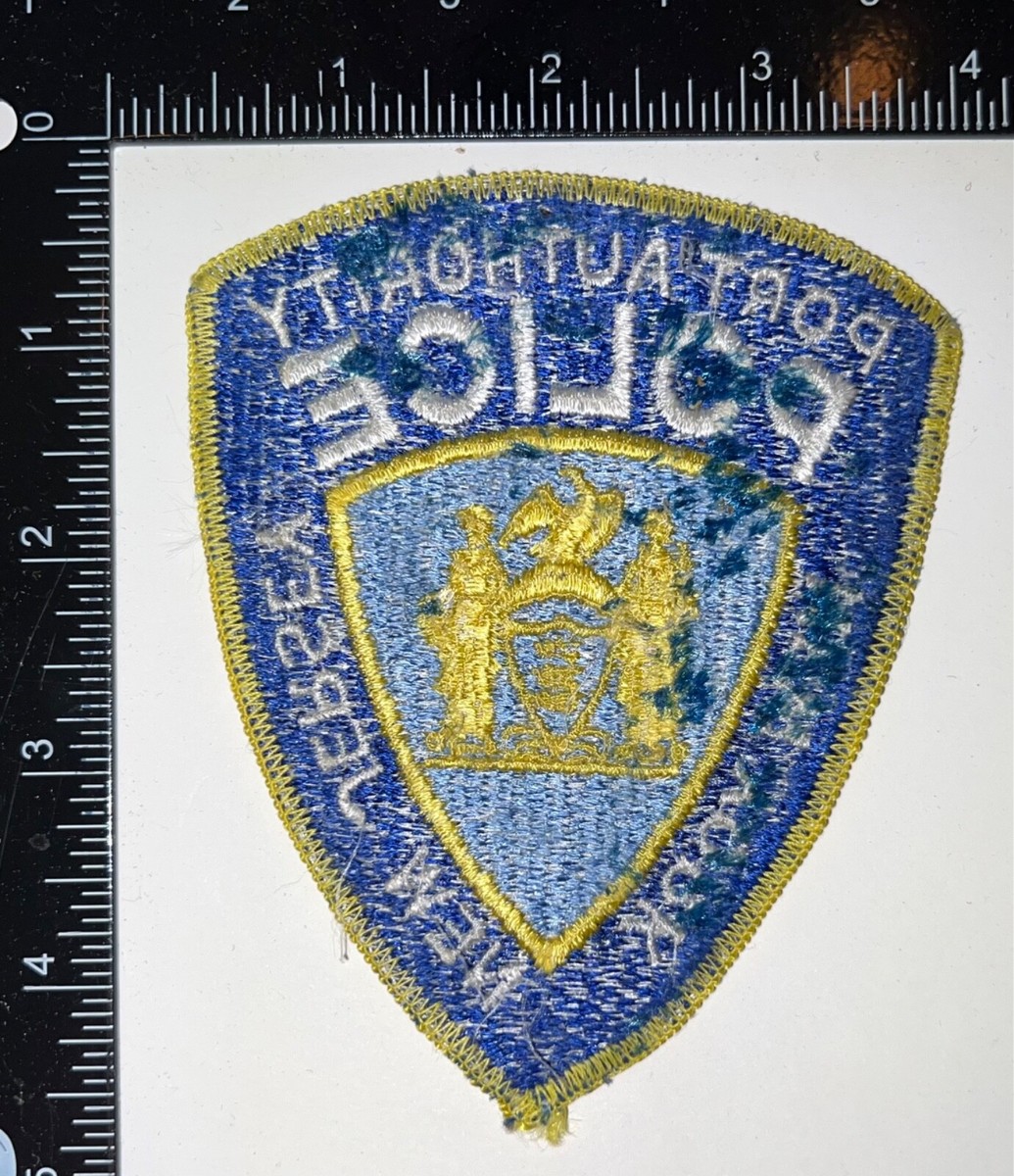 Port Authority N.Y. & N.J. Police バッジ s-l1200.jpg