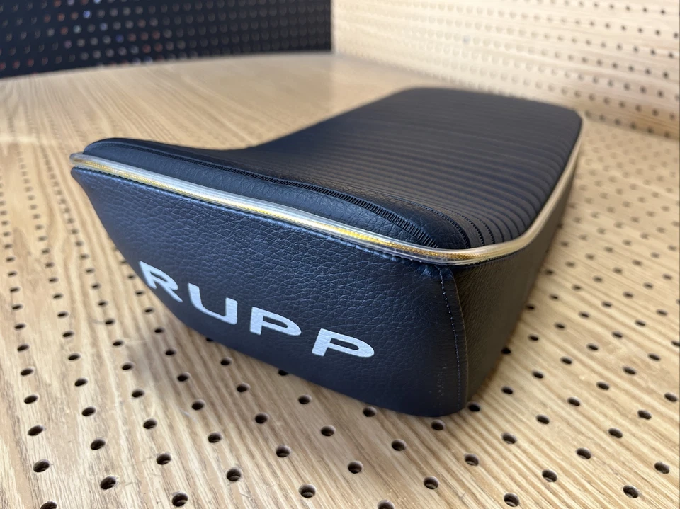 MINI BICICLETA RUPP SEAT COMPLETA NUEVA SEAT RIBETE DORADO. Foto 4 de 4