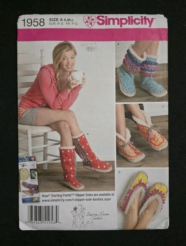 UNCUT 1958 SIMPLICITY Lindsey Mason Couture MISSES SLIPPERS THREE SIZES - Picture 1 of 6