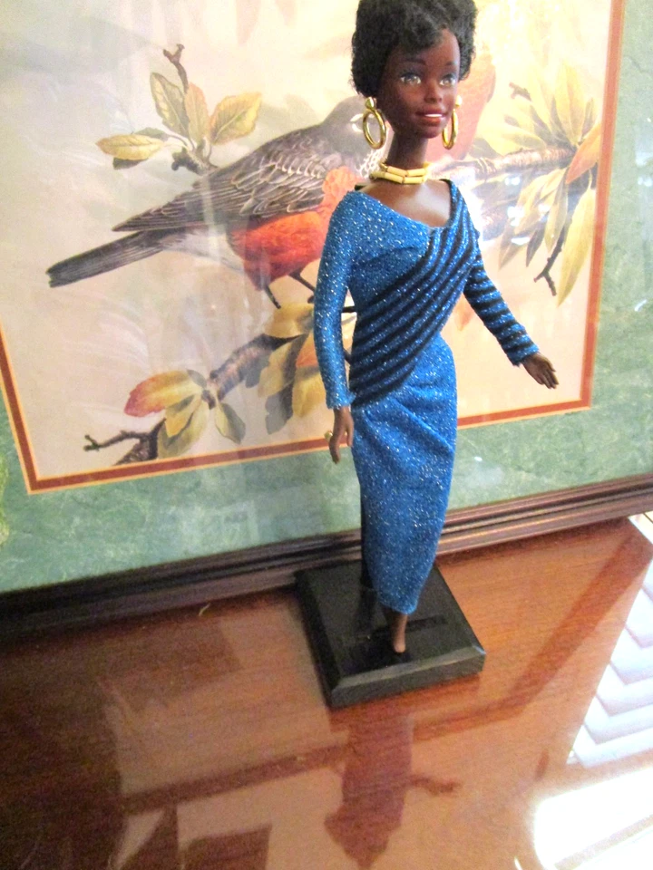 Vestido raro vintage de Barbie: Superstar Era Foto 2 de 3