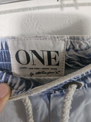 NWT One Teaspoon Coco Super Trackie Short Size Small - Picture 4 of 5