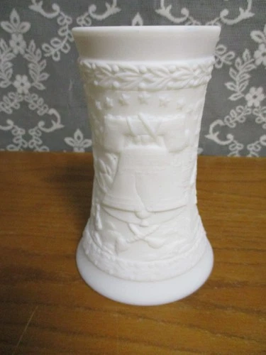 Vintage Fenton Satin Milk Glass Stein Mug American Bicentennial 1776-1976