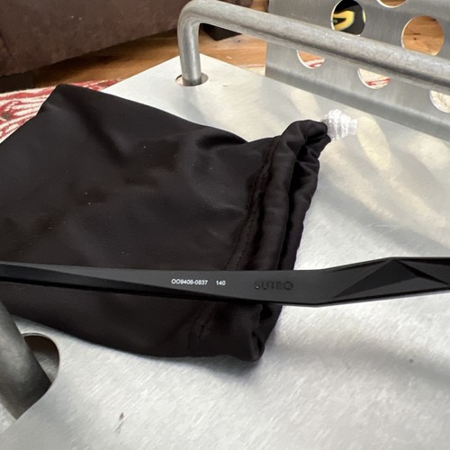 Oakley Sutro Red Iridium Prizm Lens Matte Black Frame Silver Icons Fast S/H - Picture 5 of 8