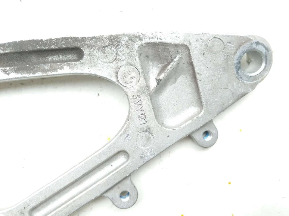 Держатель кронштейна крепления переднего привода левый задний комплект 07 08 Yamaha YZF R1 - Изображение 3 из 4