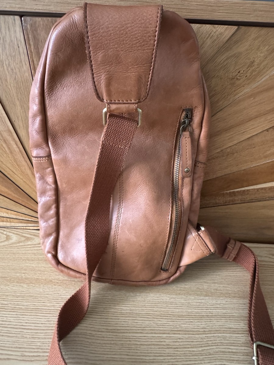Marta Ponti Mens Unisex Brown Leather Sling Backpack Made In  display picture 2