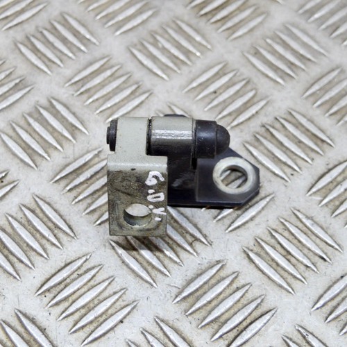 VOLKSWAGEN PASSAT Variant B7 2.0 TDI Rear Right Door Upper Hinge 3C4833402D 2010 - Picture 3 of 6