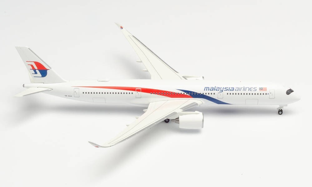 New! Herpa 532990 Malaysia Airlines Airbus A350-900 - 1:500 diecast