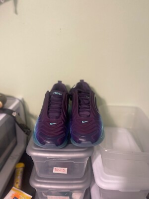 nike air max 720 mens purple
