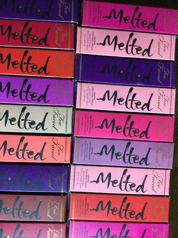 Lápiz labial Too Faced fundido mate licuado de larga duración ELIGE TU TONO - NUEVO EN CAJA.  Foto 4 de 4