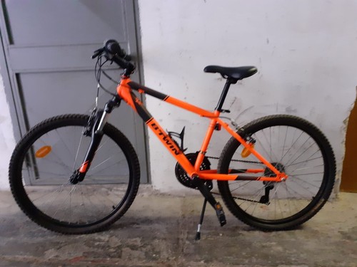 BICICLETTA SPORTIVA B- TWIN CON CAMBIO NUOVA