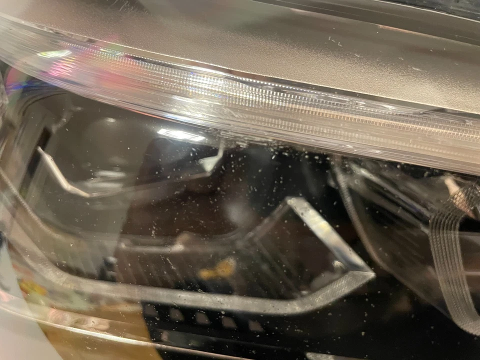 Original BMW X1 F48 FACELIFT Bj.19-21 Voll LED Scheinwerfer rechts 63115A01178 - Bild 2 von 4