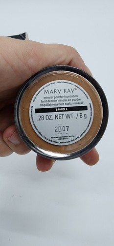 Mary Kay Mineral Powder Foundation - Bronze 4 - .28 OZ - NIB - Picture 3 of 3