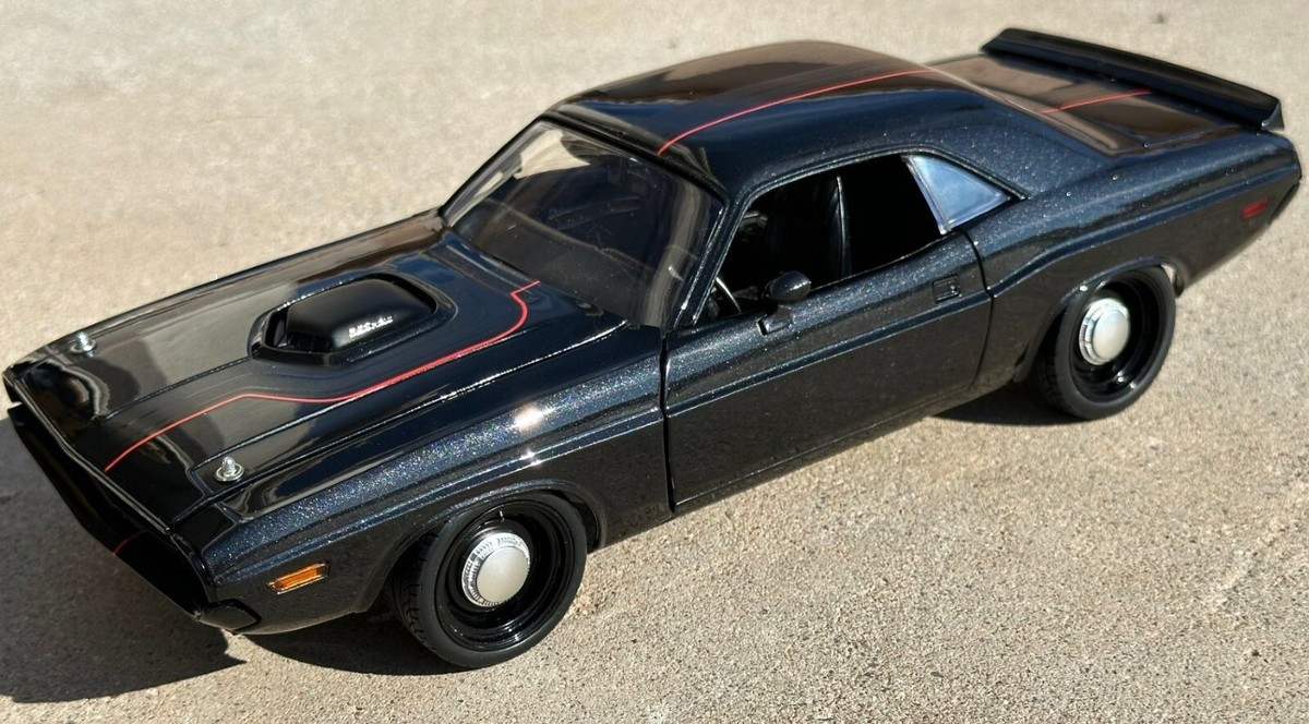 ハイウェイ61 2010 ダッヂ チャレンジャー 392 HEMI 1/18 1/18 scale, YCID, Pro Touring Classic, 392 Hemi Challenger