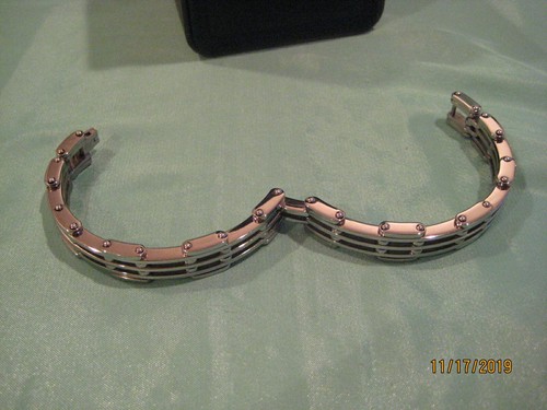 Chisel Polished Stainless Steel Link Chain Bracelet SRB215 Brand NEW - Picture 3 of 4