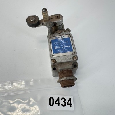 Honeywell 1LS1-L MICRO SWITCH Limit Switch Side Rotary SPDT 10A