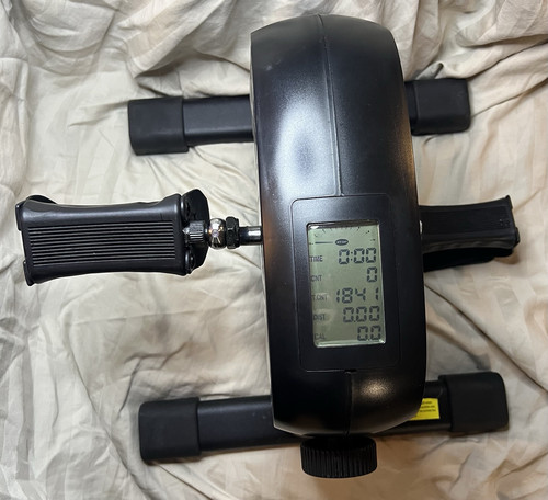 Equipo de fisioterapia debajo del escritorio para bicicleta y pedales en casa - Imagen 1 de 8
