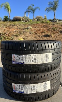 Set of TWO BRAND NEW 235/35ZR20 92Y Michelin Pilot Sport 4S Tires