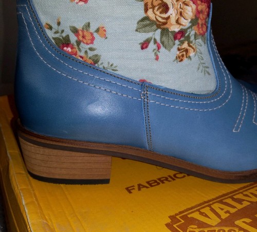 VALVERDE Del CAMINO BOTAS CALEROS Blue Floral Low Cowboy Cowgirl Boots Size 41 - Picture 6 of 12