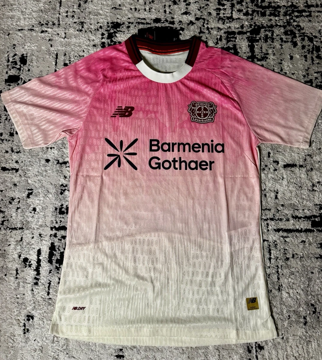 Le Bayer Leverkusen dévoile un maillot pour ses 40 ans en Bundesliga