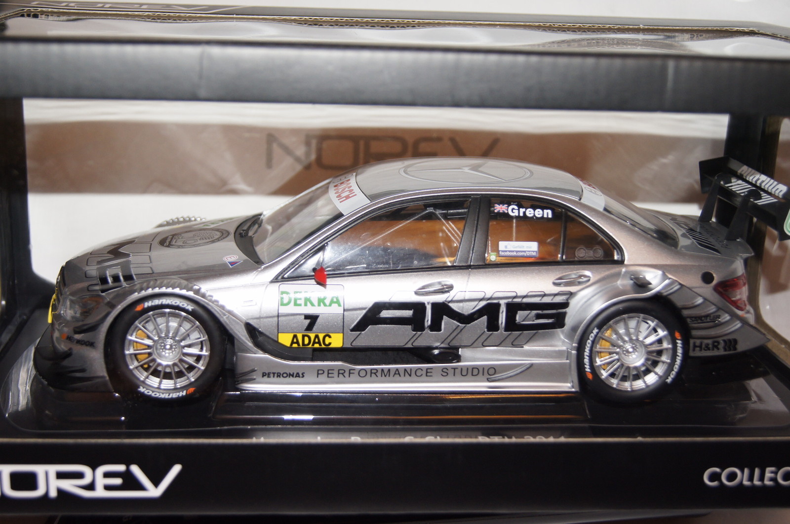 Mercedes clase c DTM 2011 7 j. verde 1 18 norev nuevo & OVP 183583 Mercedes clase c c c DTM 2011 7 j. verde 1 18 norev nuevo & OVP 183583 ef0d3b