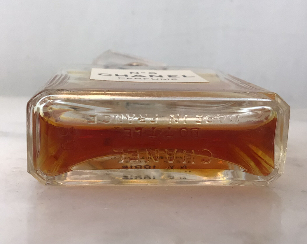 Vintage CHANEL NO.5 Perfume 1/2 fl oz 65% Full Vintage CHANEL NO.5 Perfume 1/2 fl oz 65% Full