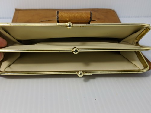 Vtg Rolf's Matched Ensemble Camel Color CowHide Wallet and Key Kaddy - Picture 4 of 9