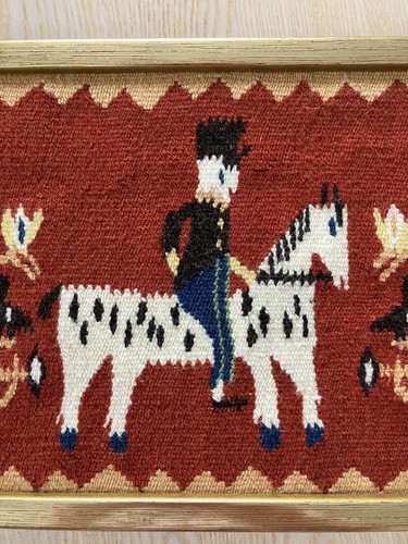 Charming Vintage 1970s Swedish Flemish Tapestry - Framed Textile Art - Picture 2 of 4