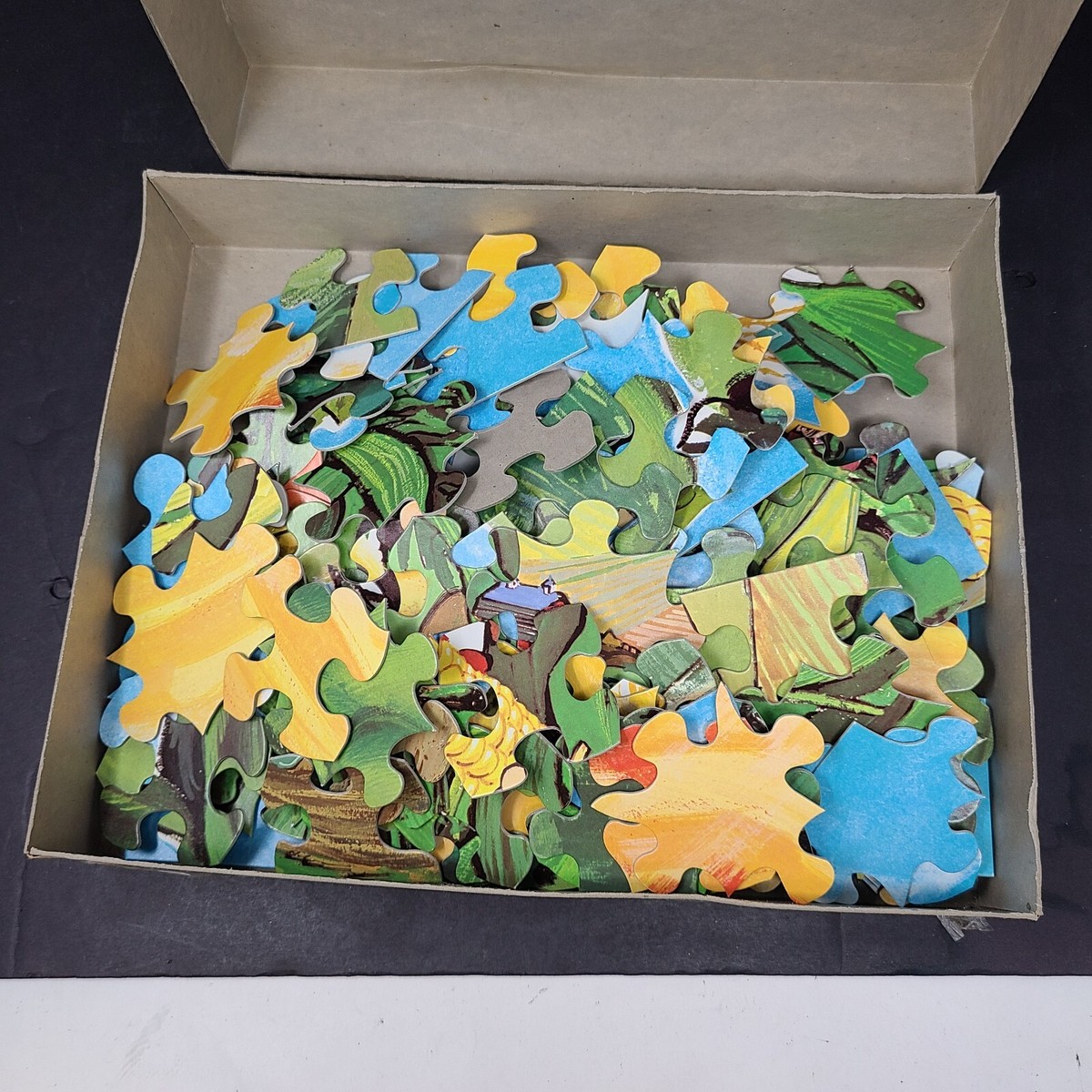 Vintage 70s Jolly Green Giant Puzzle 204 Pieces Over 2' x 3