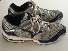 mizuno wave renegade 4