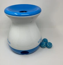 iFetch Non Electric Ball Thrower With 3 XS Balls