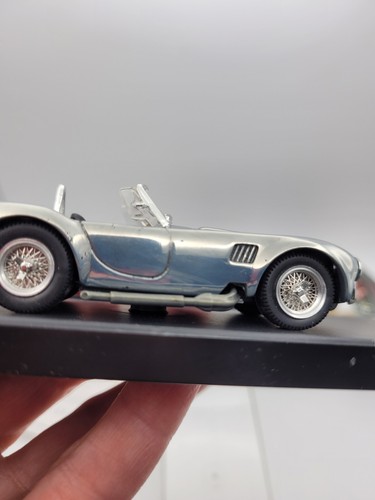 Bang 1/43, No.1020 Limited Edition AC Cobra - Shelby Cobra, Silver Diecast Model - Picture 10 of 24