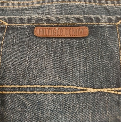 Tommy Hilfiger Jeans Boys 18 Youth Straight Leg Medium Wash - Picture 6 of 15
