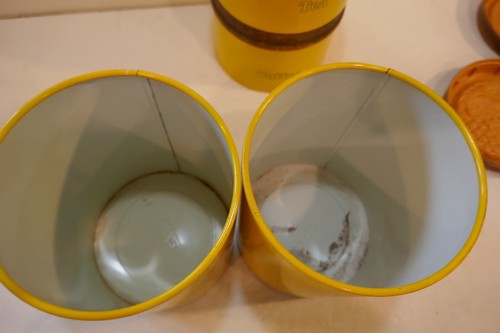 Cheinco Woodbury Tin Melanine Cannisters Set of 4 Bright Yellow in Color - Picture 4 of 7