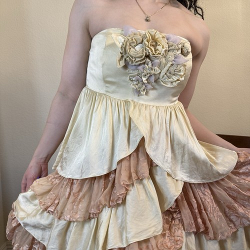Betsey Johnson vintage Silk Babydoll Dress Womens 6 Ivory Pink Ruffle Tulle Y2k - Picture 2 of 8