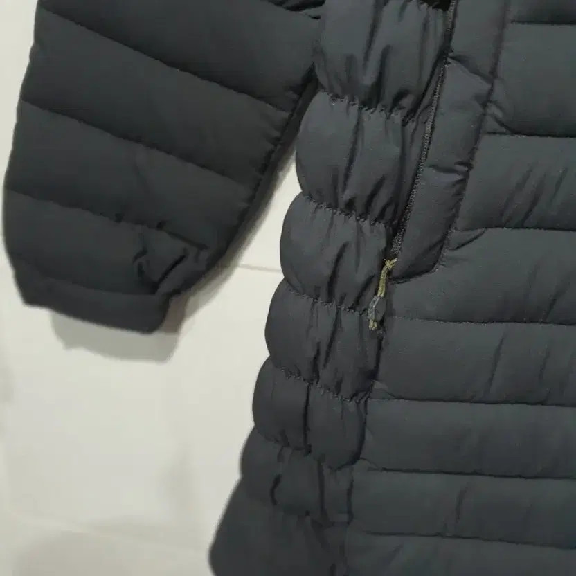 Lafuma Women's Down Half Padding Jacket - Size 95 - image 6