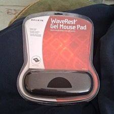 NEW Belkin WaveRest Gel Mouse Pad, Black F8E262-BLK. NIP 2006 In Package Sealed