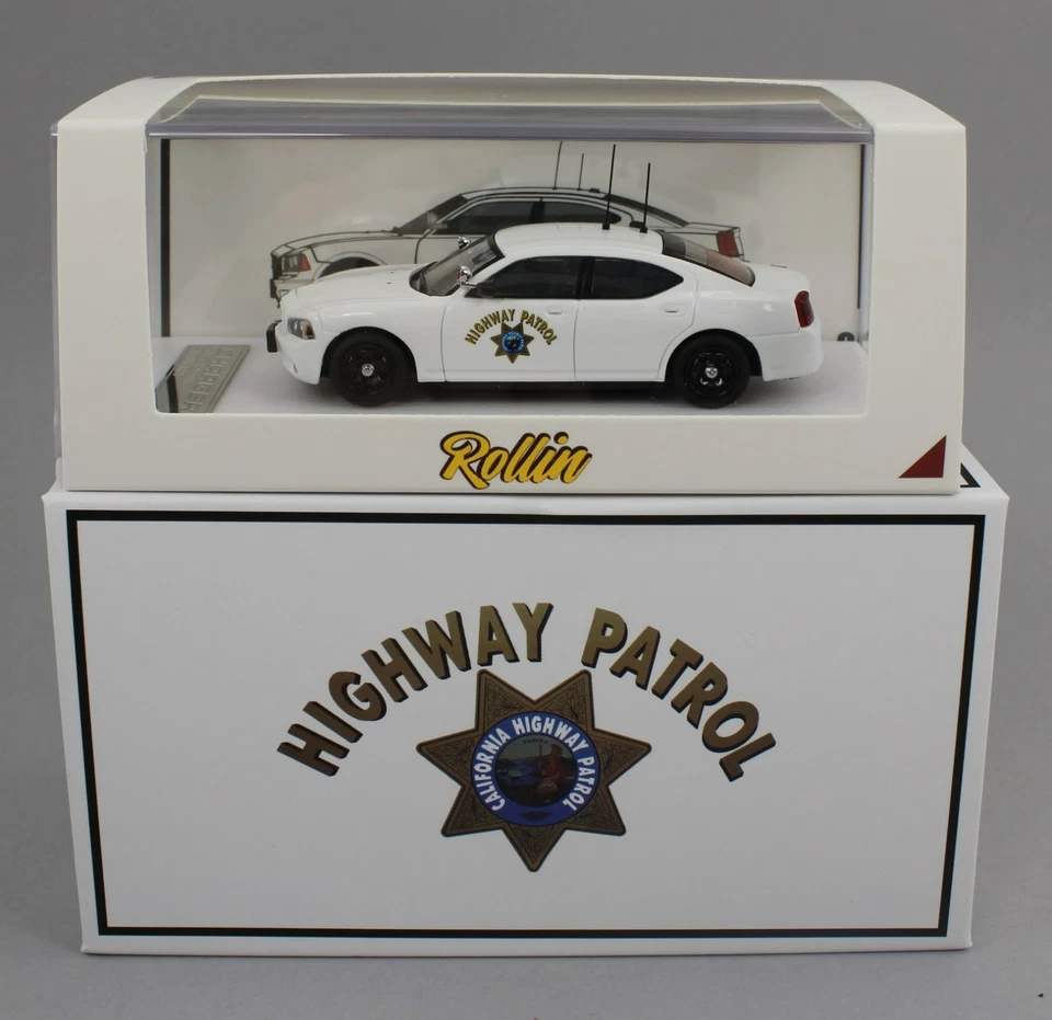 1:64 *ROLLIN DIECAST* Polar Bear #2 CALIFORNIA HIGHWAY PATROL Dodge Charger - Image 4 of 4