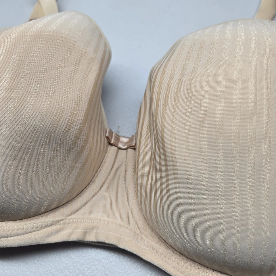 Sujetador Freya para mujer 34DD beige a rayas camiseta con aros ligeramente forrado Foto 4 de 4