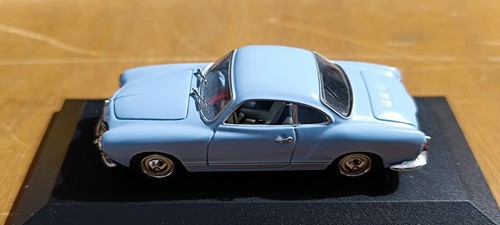 Karmann Ghia Coupé Bleu Ciel Minichamps 1/43 - Foto 12 di 12