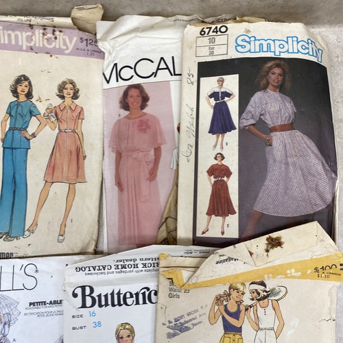 Lot of 36 Vintage Womens Clothing Patterns Simplicity McCalls Butterick - Picture 10 of 12