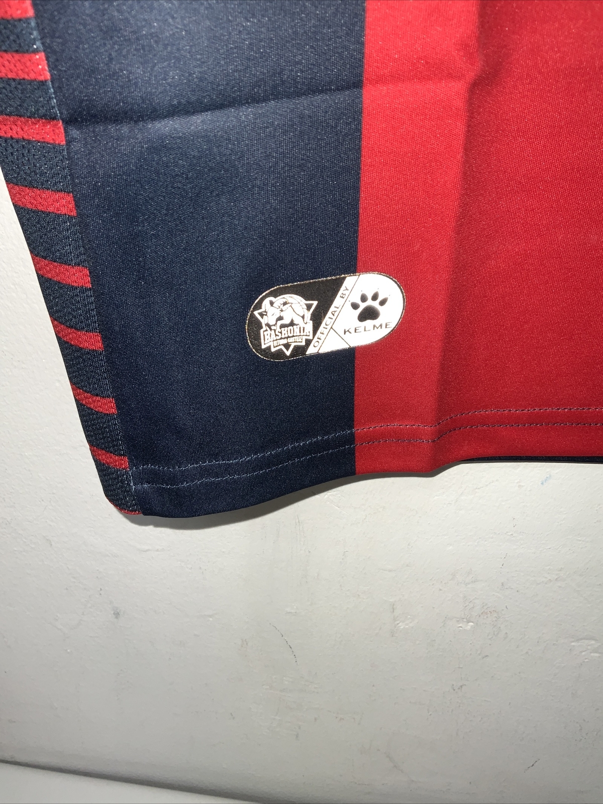 Picture 2 of 5
