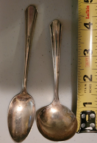 Old Wm A. Rogers A1 Plus Oneida Ltd Mini Ladle & Wm. A. Rogers &sons AA IS Spoon