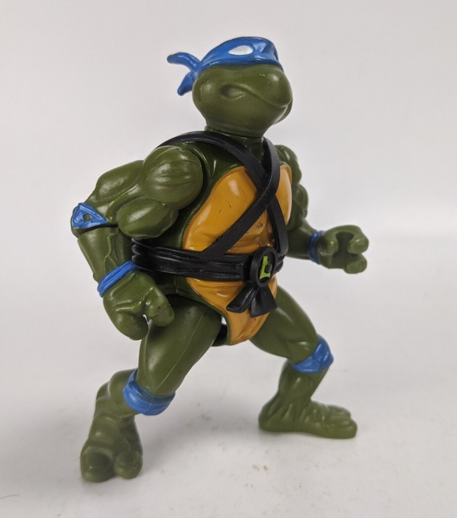 1988 Teenage Mutant Ninja Turtles TMNT Leo Hard Head Action Figure