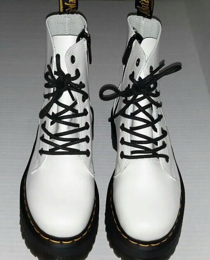 Dr. Martens Jadon White Platform Boots Used Broken-In Size Dr. Martens Jadon White Platform Boots Used Broken-In Size