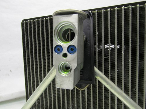 Radiador evaporador de aire con aire acondicionado aire acondicionado CA Volvo V70 Mk2 97-00 - Imagen 3 de 6